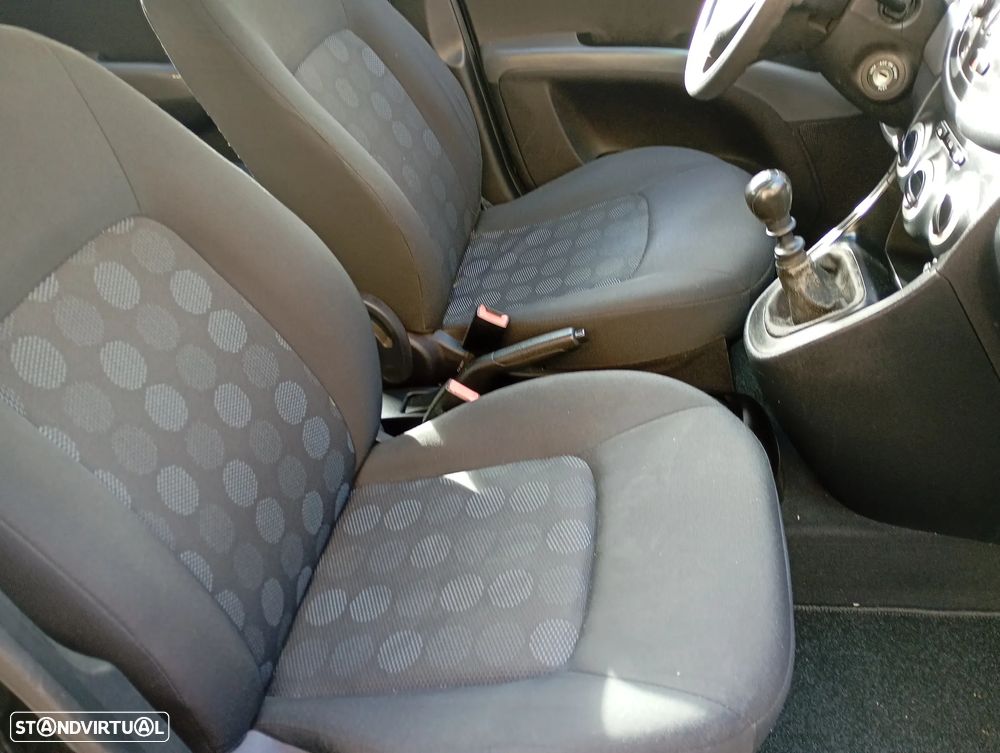 Hyundai i10 1.1 CRDi VGT Comfort - 8