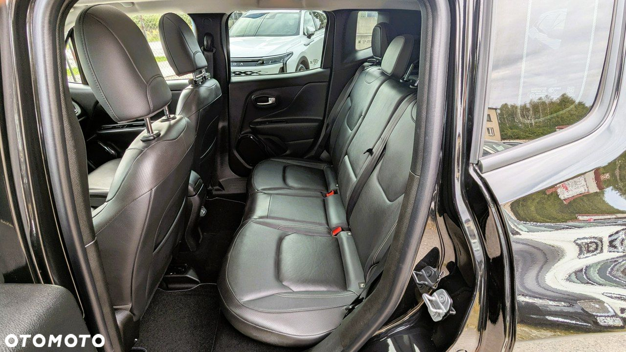 Jeep Renegade - 15