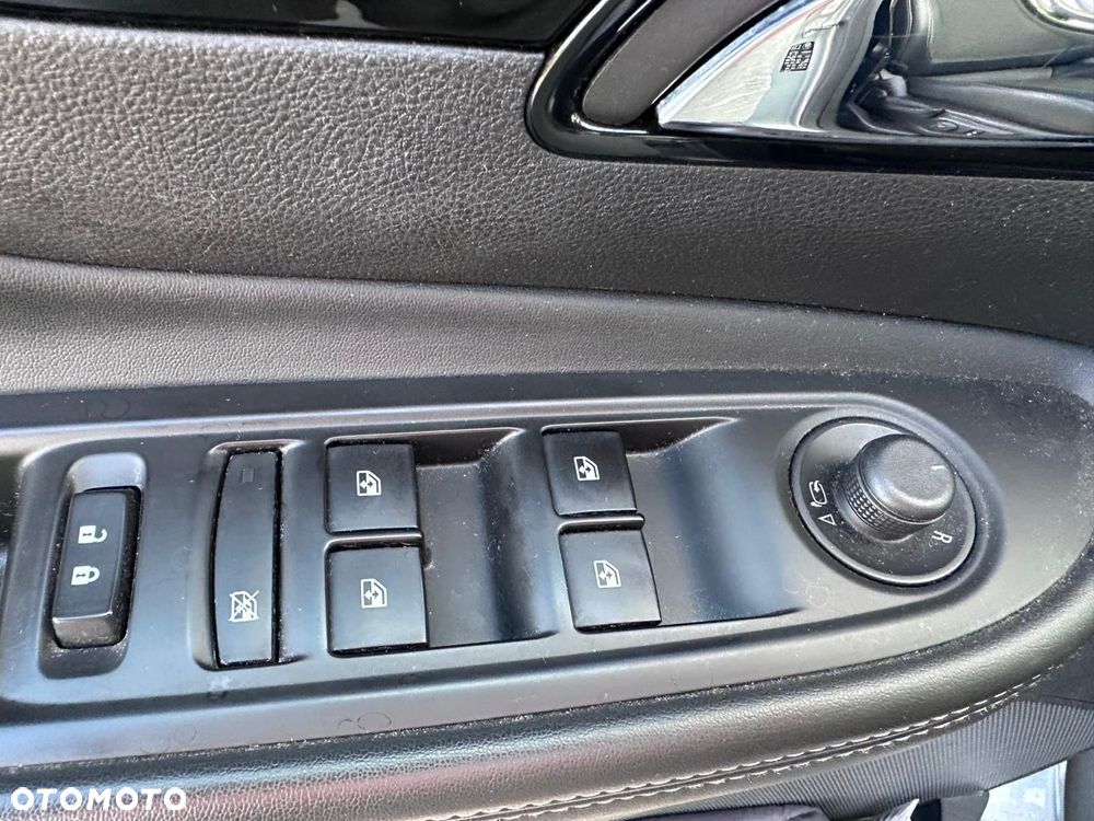 Opel Mokka 1.4 Turbo Automatik Color Innovation - 12