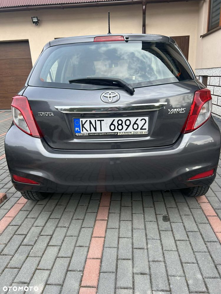 Toyota Yaris 1.33 Active - 10