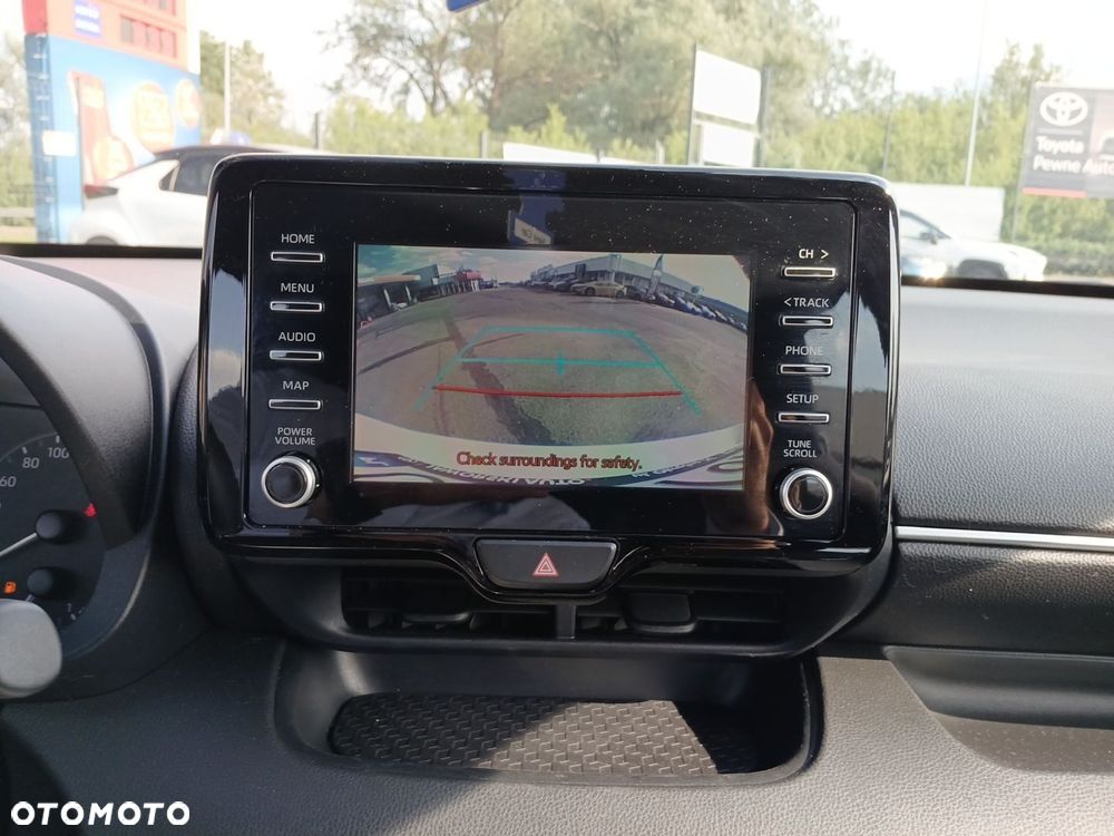 Toyota Yaris - 19