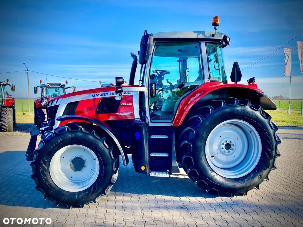 Massey Ferguson 6S.145 Dyna-6 Efficient - 2