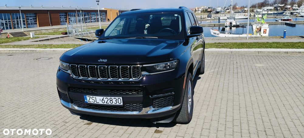 Jeep Grand Cherokee - 23