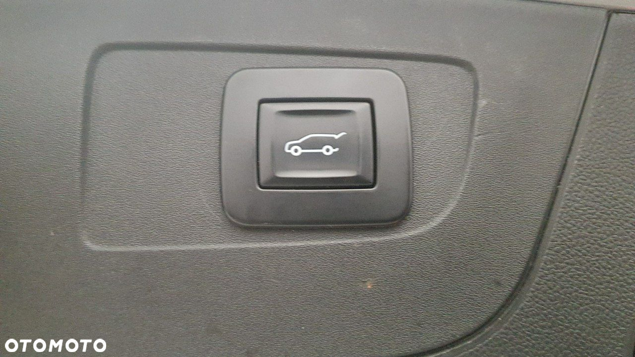 Opel Insignia - 24