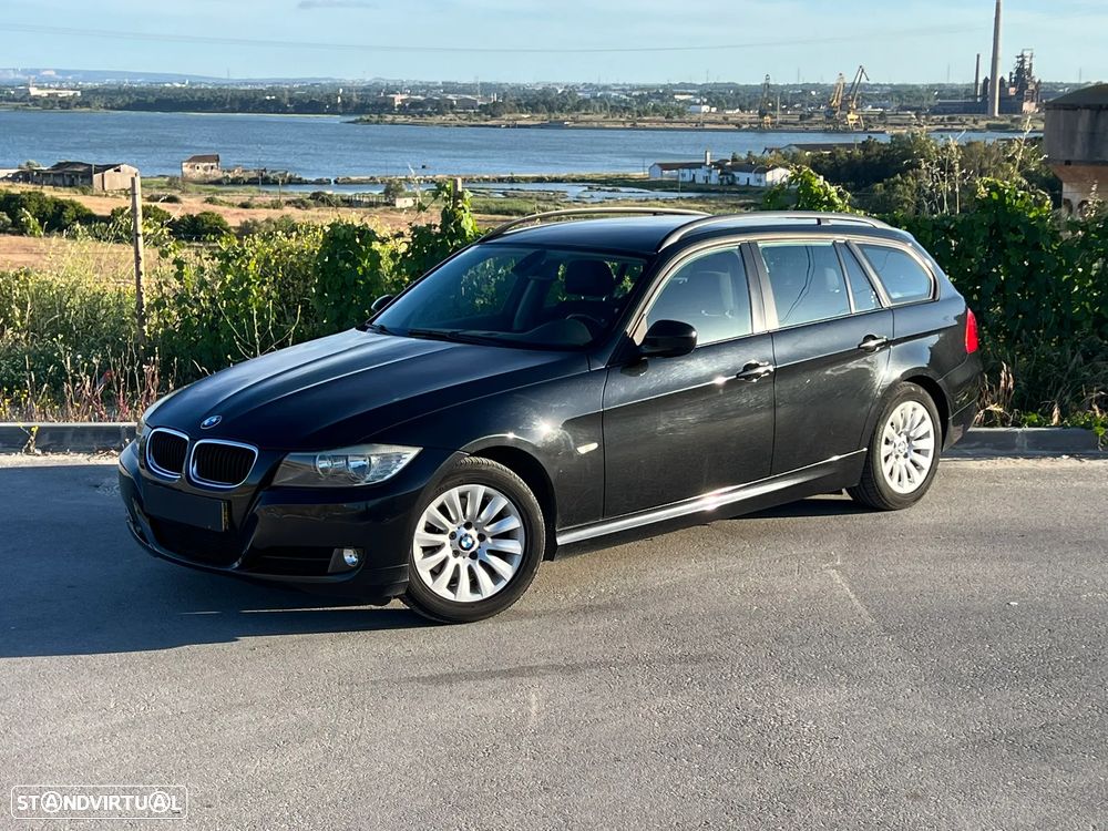 BMW 320 d Dynamic - 25