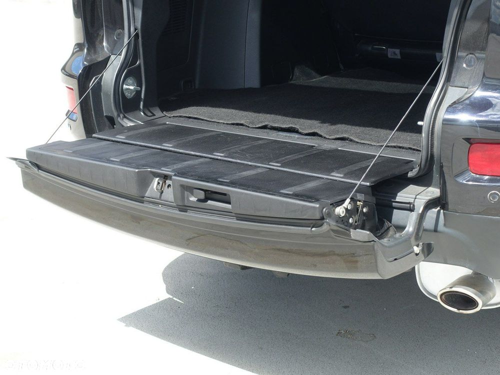 Mitsubishi Outlander 2.4 4WD Invite - 27