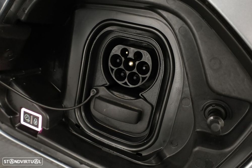 Peugeot e-208 51 kWh Allure - 6