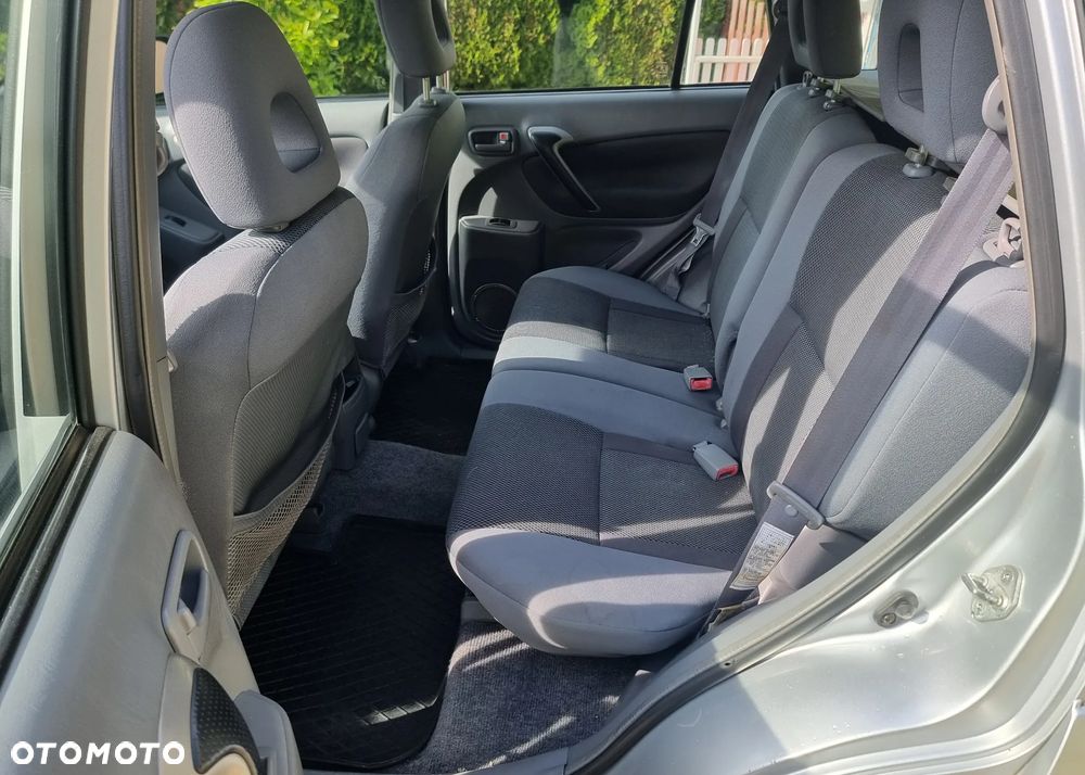 Toyota RAV4 D-4D 4x4 Executive - 21