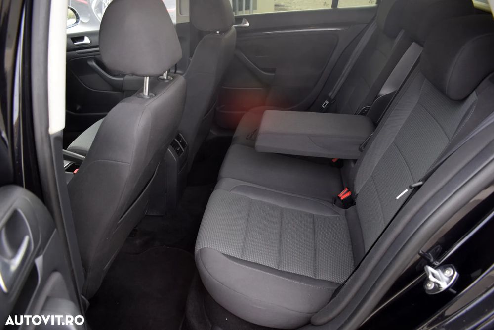 Volkswagen Golf 1.6 TDI BMT Comfortline - 10