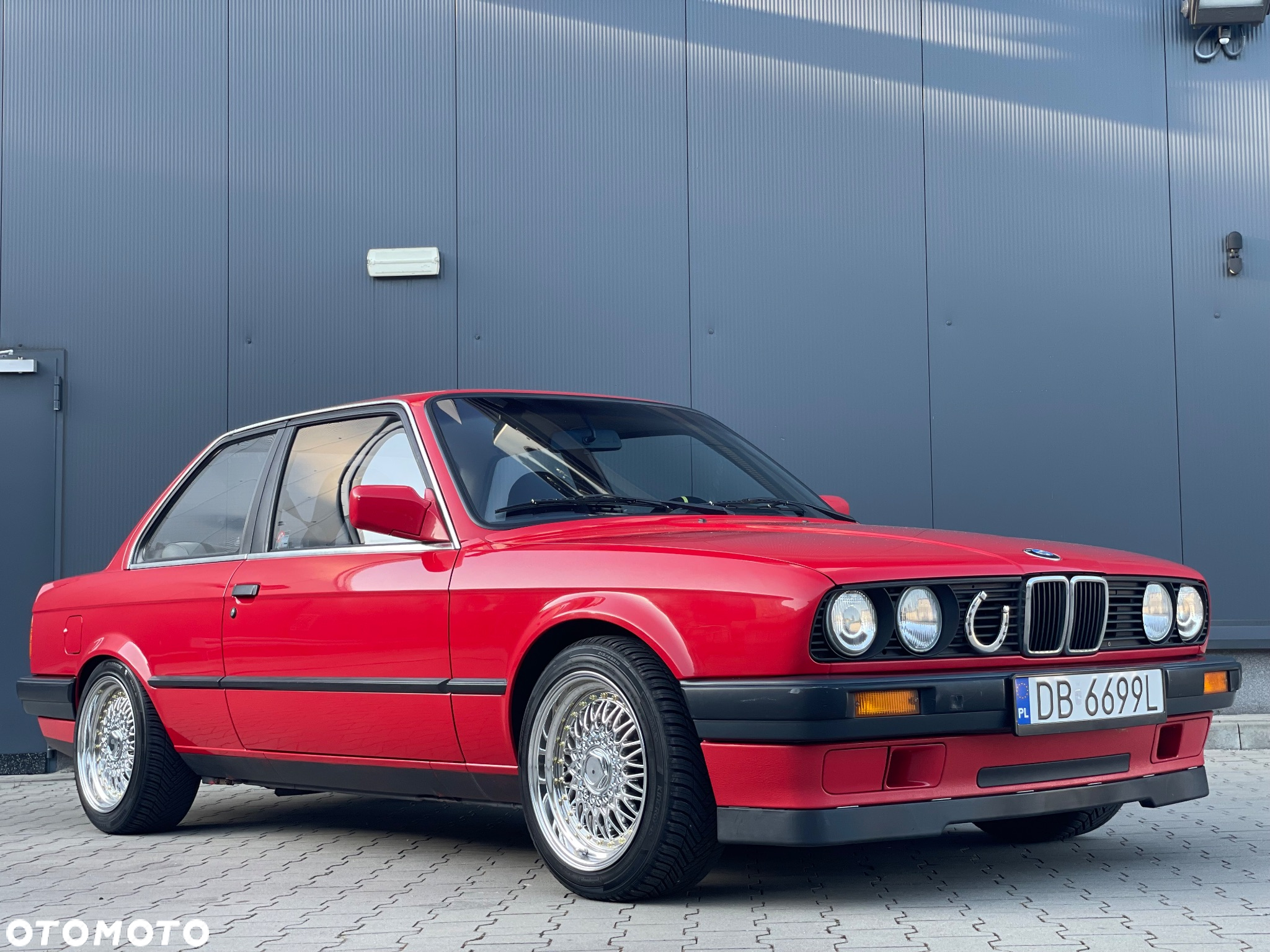 BMW Seria 3 316i - 10