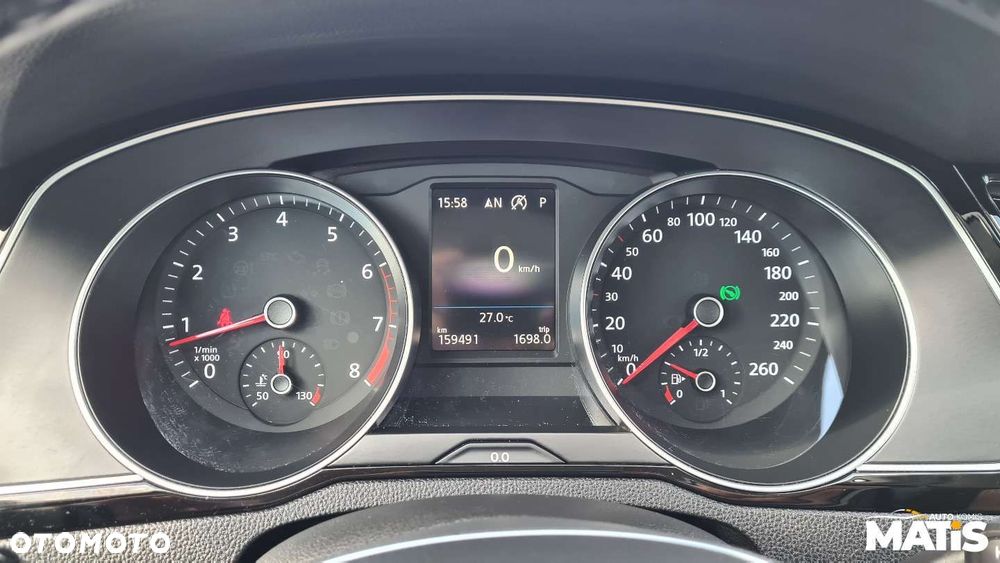Volkswagen Passat - 14