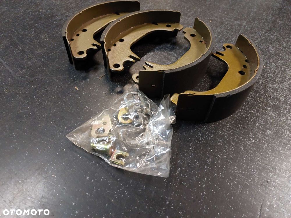 SZCZĘKI HAM. 180x40  PEUGEOT 309 I, 309 II; RENAULT 11, 5, 9, SUPER 5 1.0-1.9D 01.72-12.96 - 1