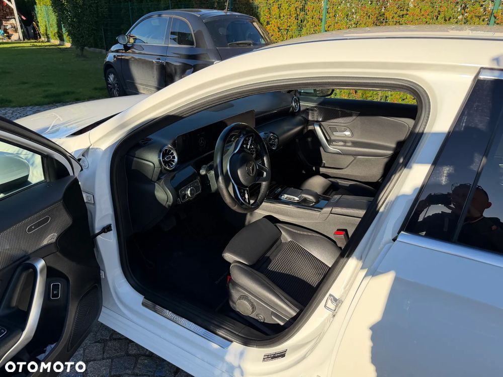 Mercedes-Benz A-Class 2019 photo 5