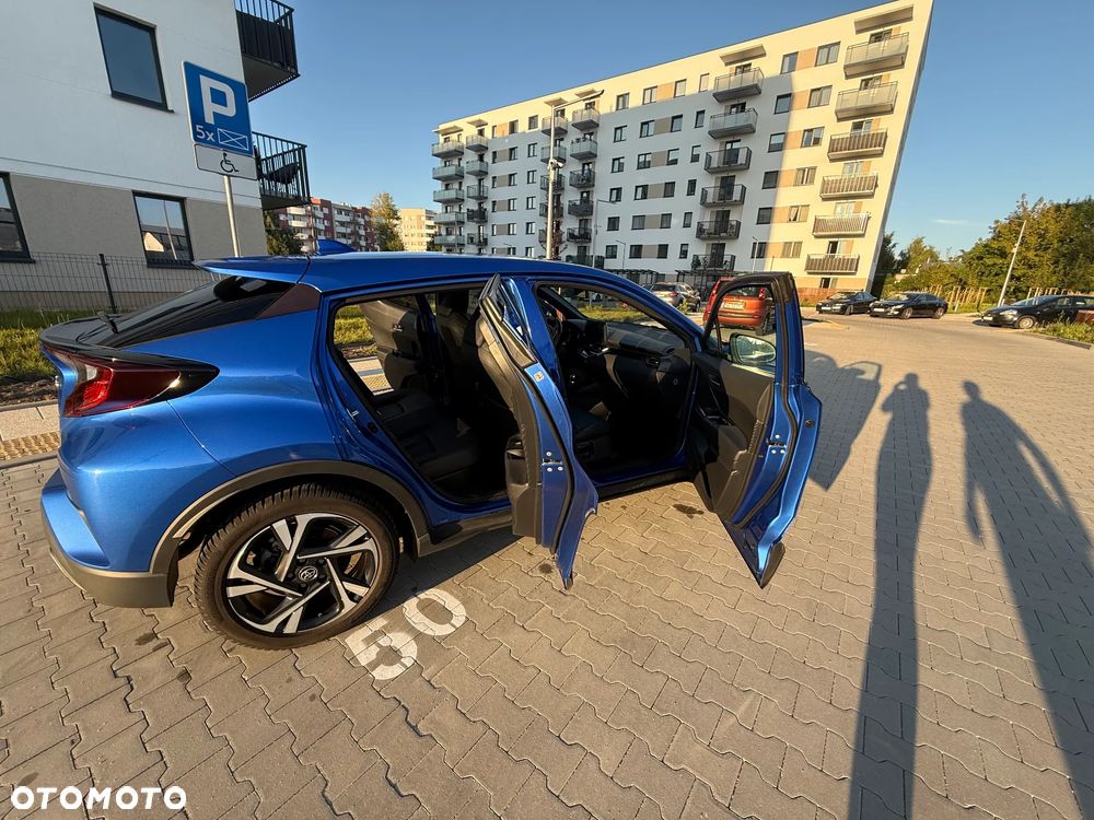 Toyota C-HR 2.0 Hybrid Dynamic Force Executive - 22
