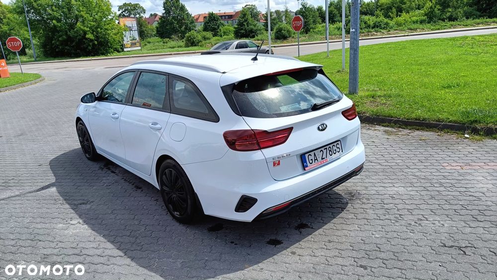 Kia Ceed 1.6 CRDi SCR L - 6