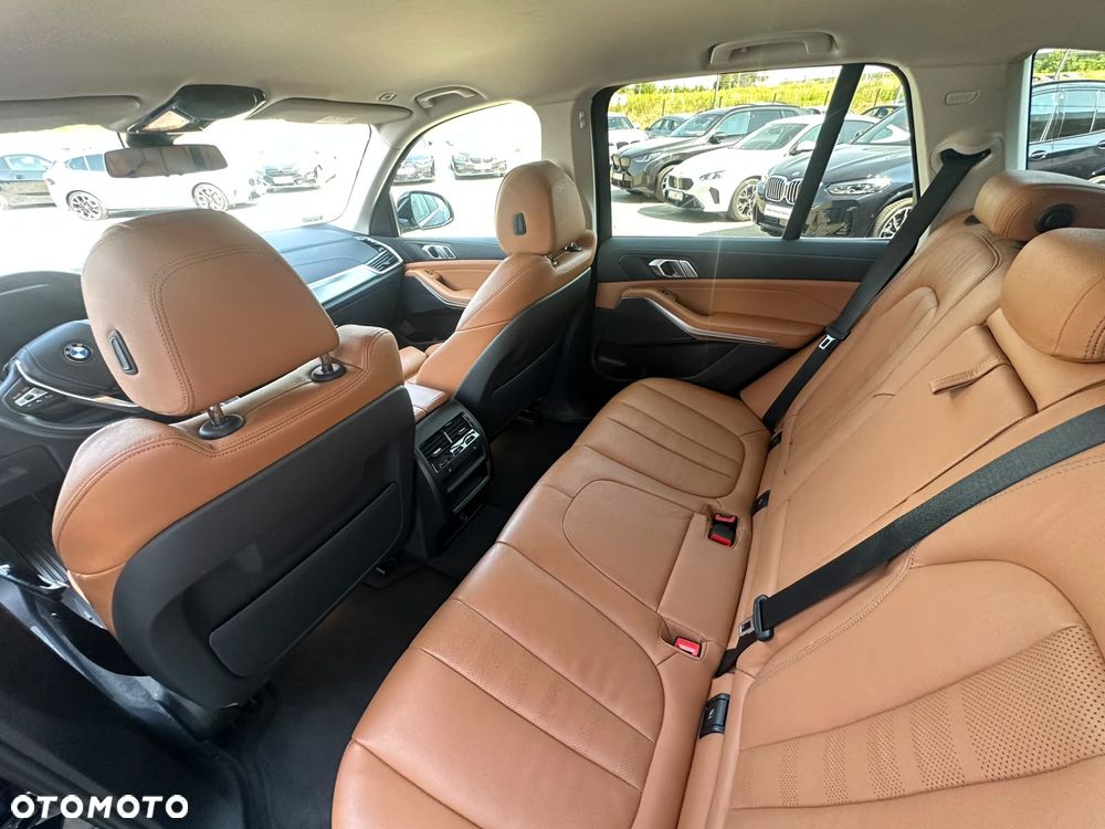 BMW X5 xDrive25d - 34