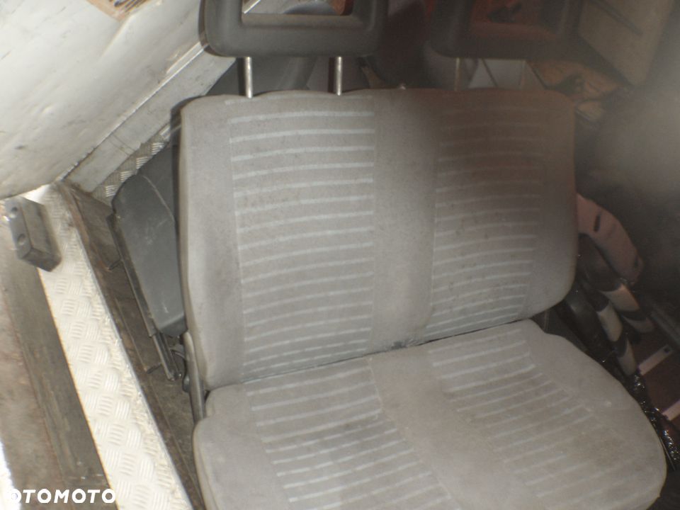 fotel fotele kanapa MERCEDES BUS KACZ KA  kaczor  207 308 208 408 sprinter daf ldv lublin - 3