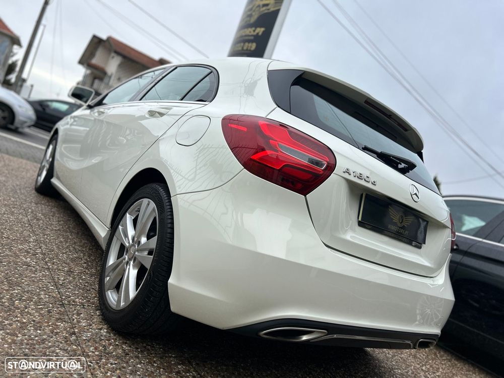 Mercedes-Benz A 180 d Urban - 12