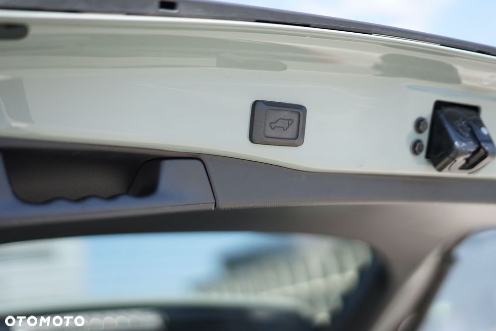 Toyota RAV4 2.5 Hybrid Comfort 4x2 - 32