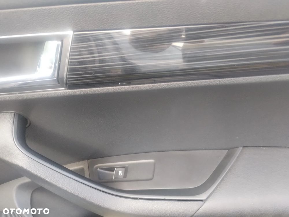 Skoda Karoq 2.0 TDI SCR 4x4 Ambition - 26