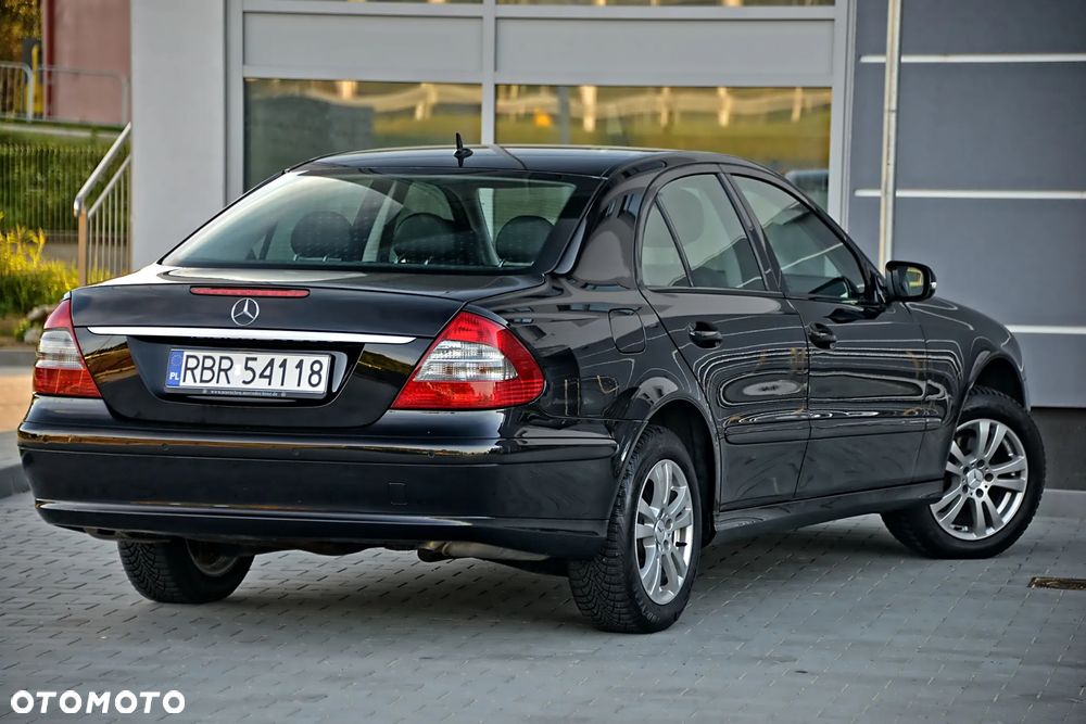 Mercedes-Benz Klasa E - 19