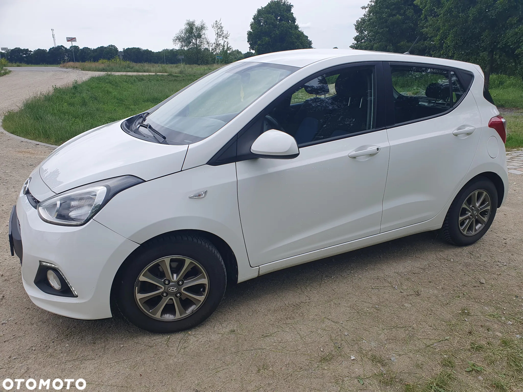 Hyundai i10 1.0 Fifa World Cup Edition - 2