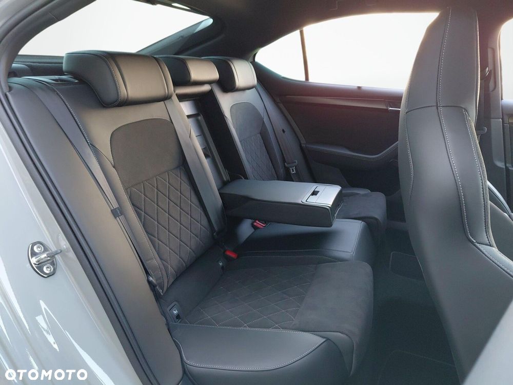 Skoda Superb 2.0 TSI 4x4 Sportline DSG - 16