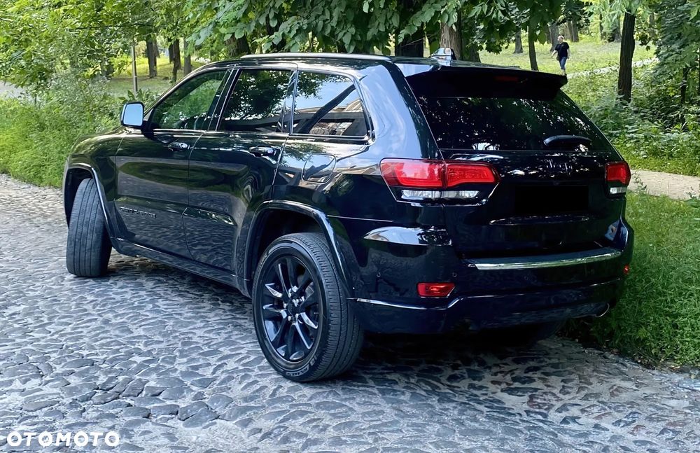 Jeep Grand Cherokee - 4
