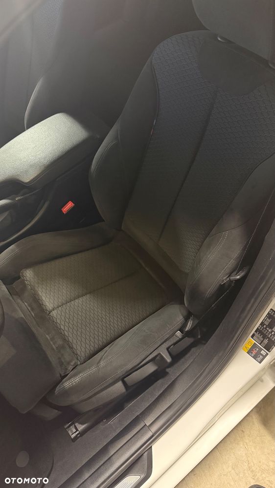 BMW Seria 3 - 17