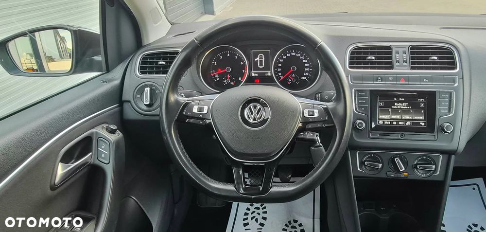 Volkswagen Polo 1.2 TSI BMT Comfortline - 20