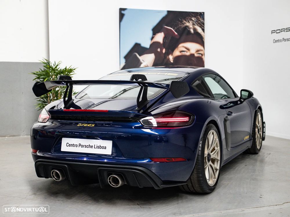 Porsche 718 Cayman GT4 RS - 4