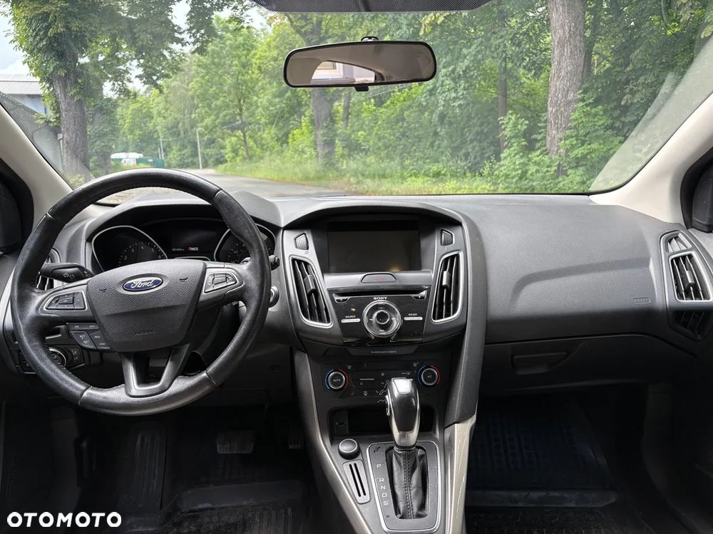 Ford Focus - 10