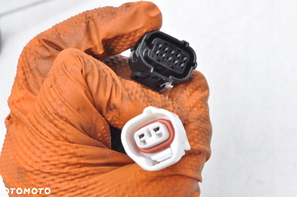 SUZUKI JIMNY IV 1.5 POMPA PALIWA 15100-78R01 23R - 3