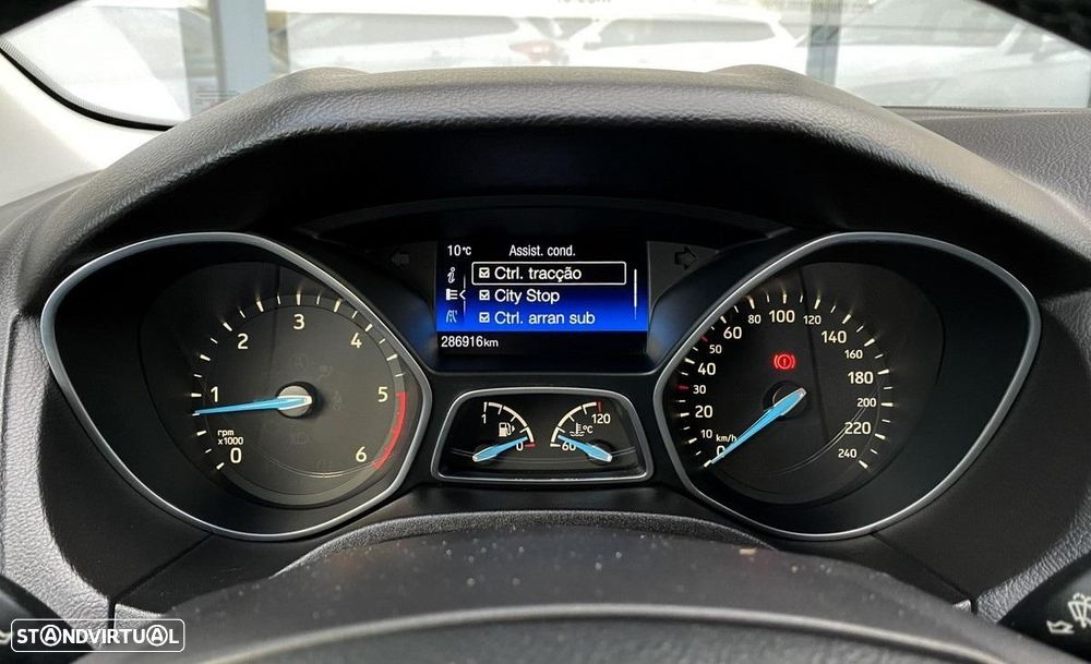 Ford Focus SW 1.5 TDCi Titanium - 29