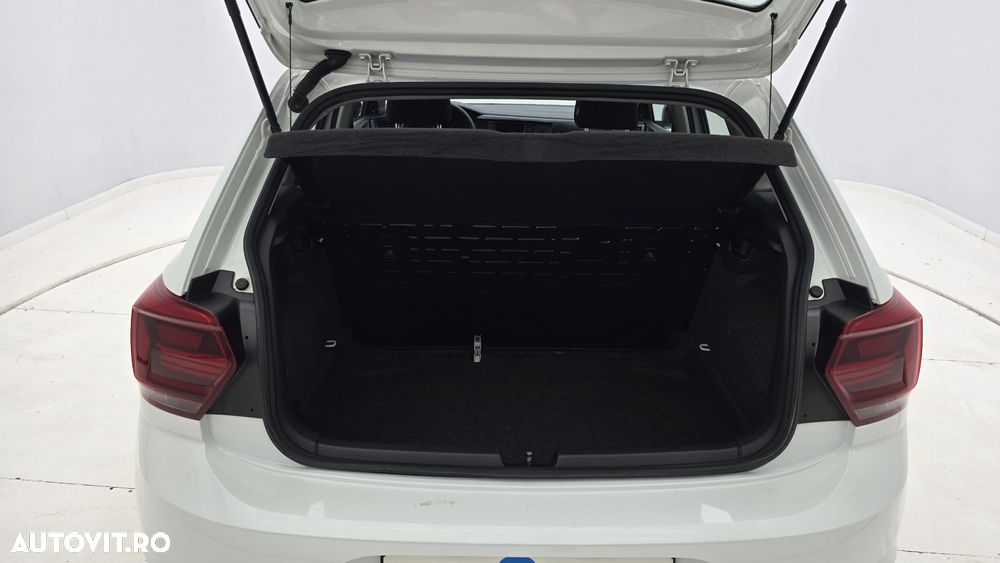 Volkswagen Polo - 25