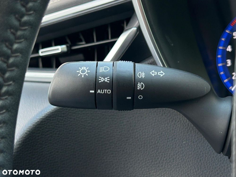 Toyota Corolla - 21