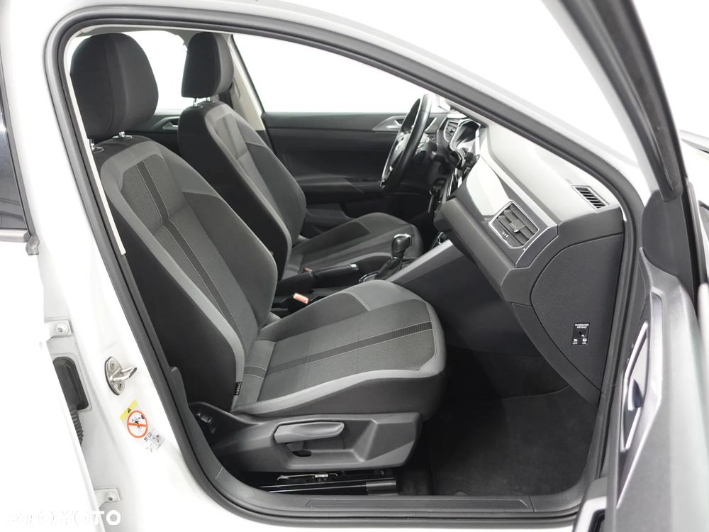 Volkswagen Polo - 25