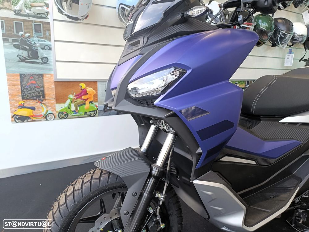 Aprilia SR GT 125 - 3