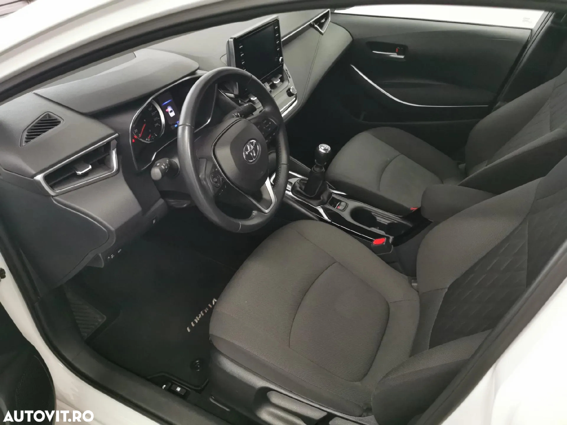 Toyota Corolla Sedan 1.5 TNGA MT Business - 13