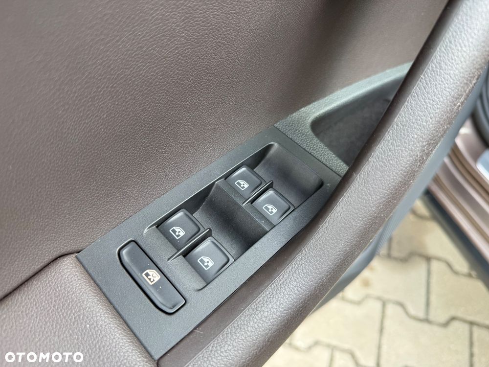 Skoda Octavia Scout 1.8 TSI 4x4 DSG - 20