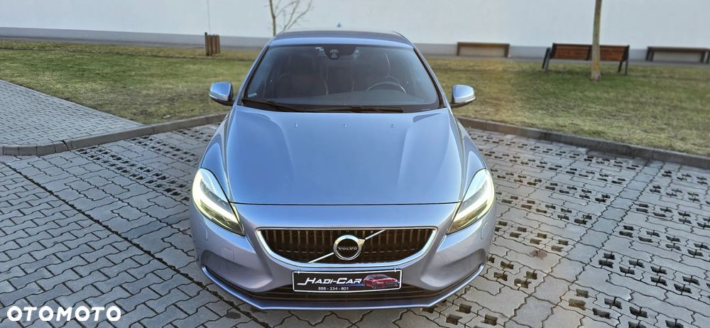 Volvo V40 D2 Geartronic Momentum - 9