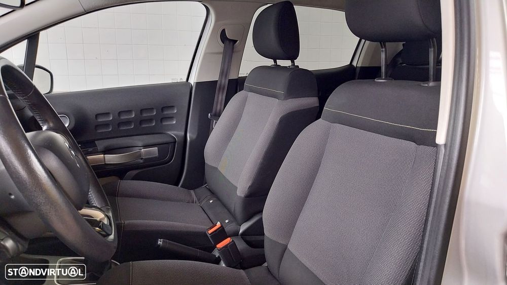Citroën C3 1.2 PureTech Shine - 14