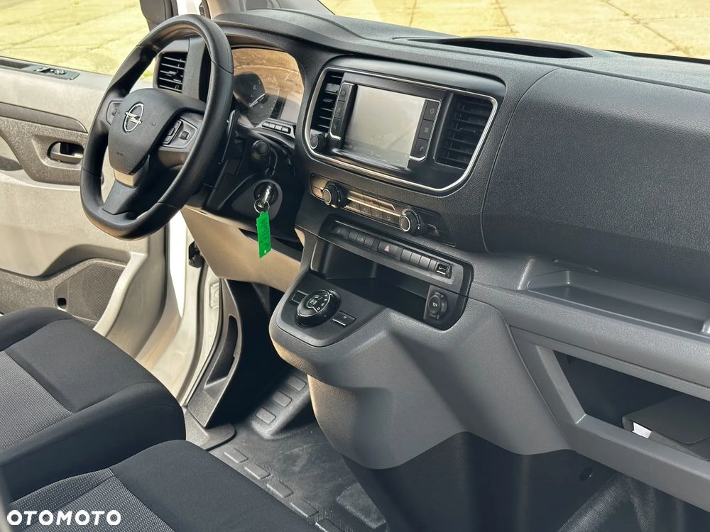 Opel Vivaro - 20