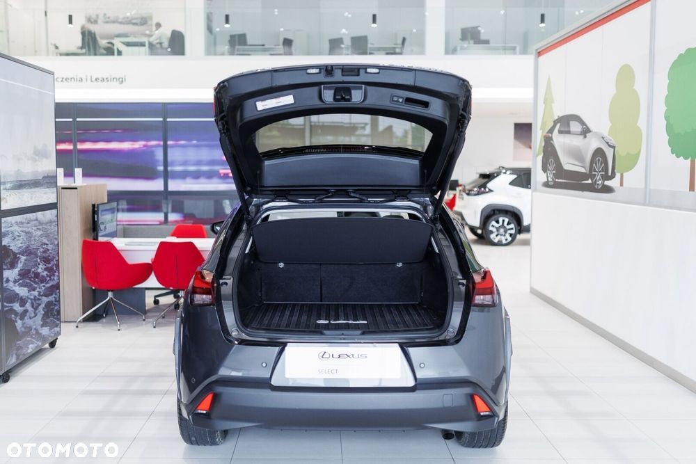 Lexus UX - 40