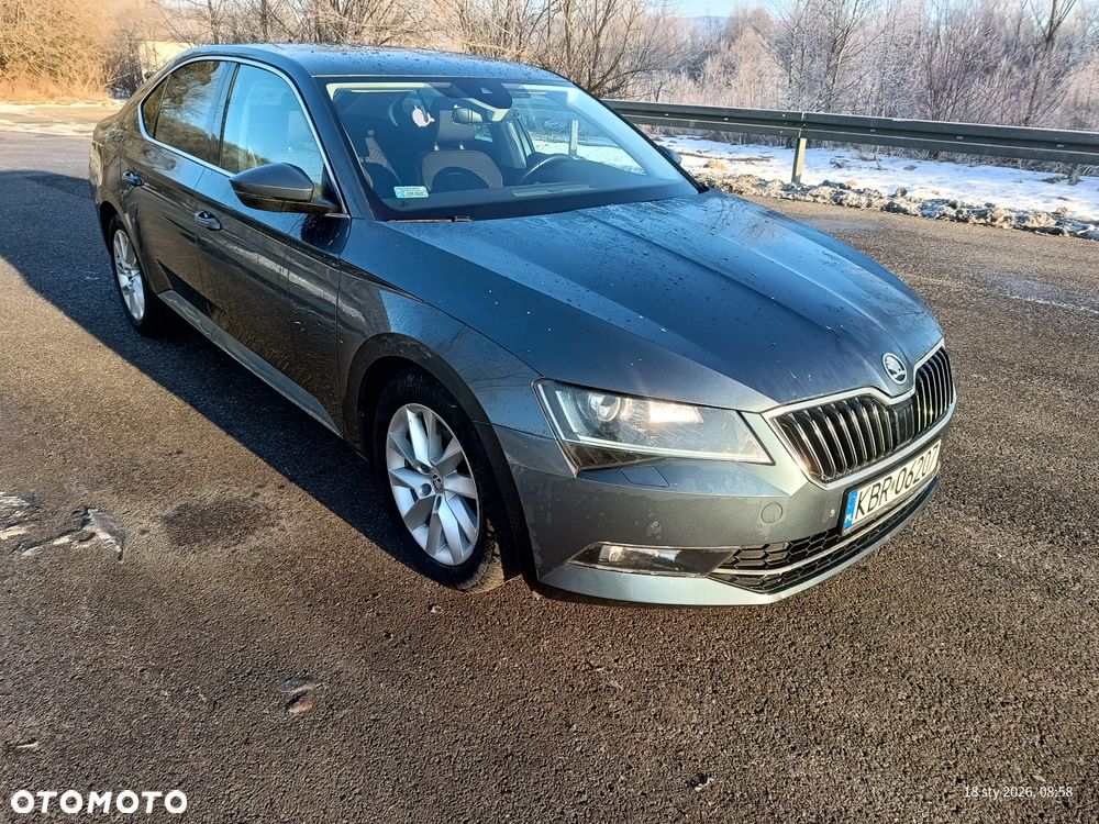 Skoda Superb 2.0 TDI Style DSG7 - 17