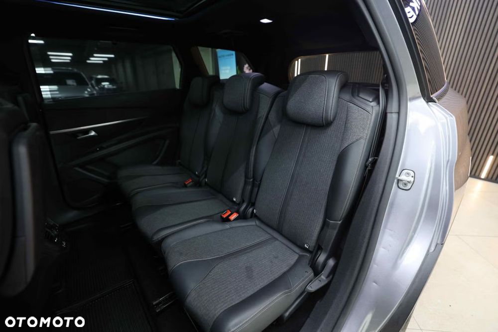 Peugeot 5008 PureTech 130 EAT8 Stop & Start GT - 29