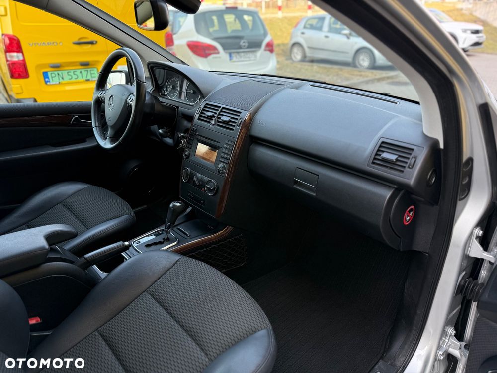 Mercedes-Benz Klasa A 180 CDI Autotronic Elegance - 13