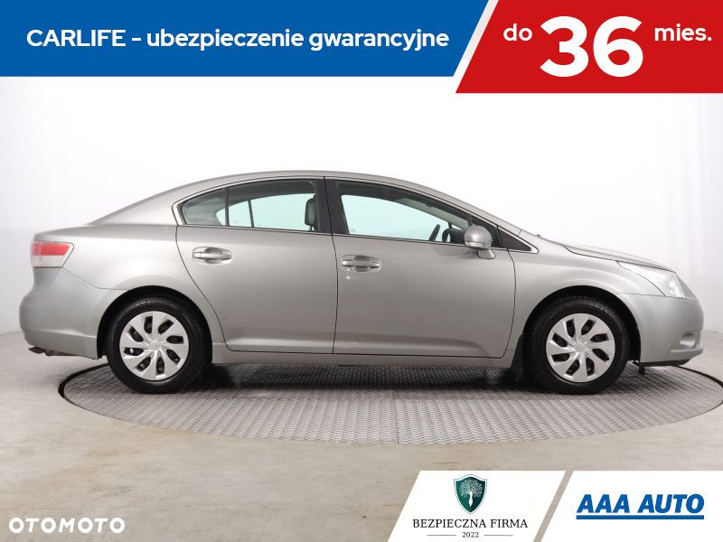 Toyota Avensis - 7