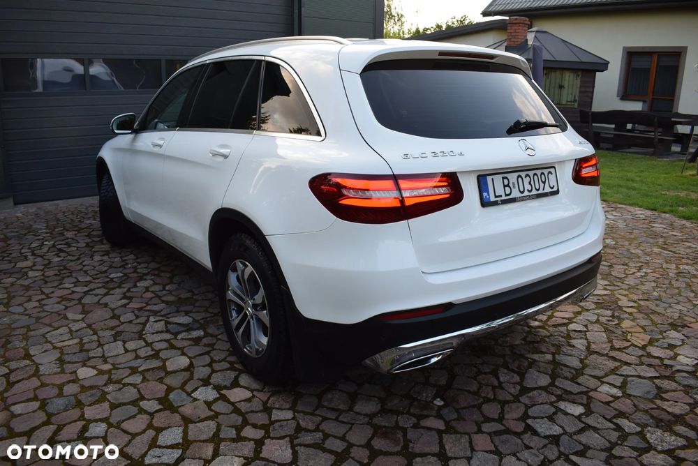 Mercedes-Benz GLC - 13