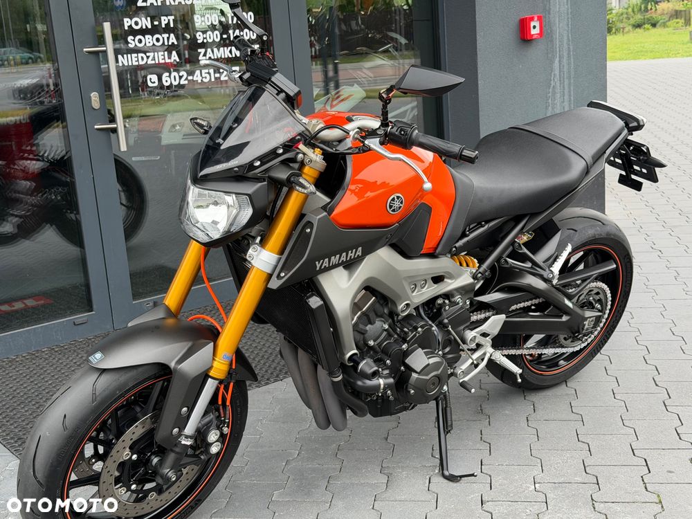 Yamaha MT - 40